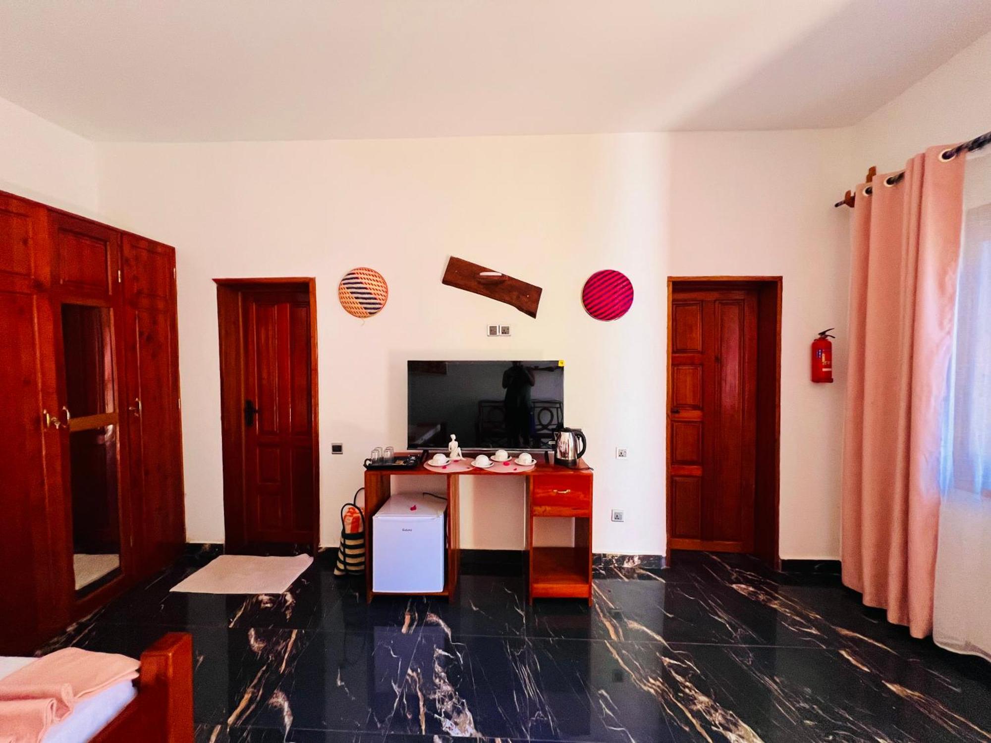 Tropical Nungwi Hotel Екстериор снимка