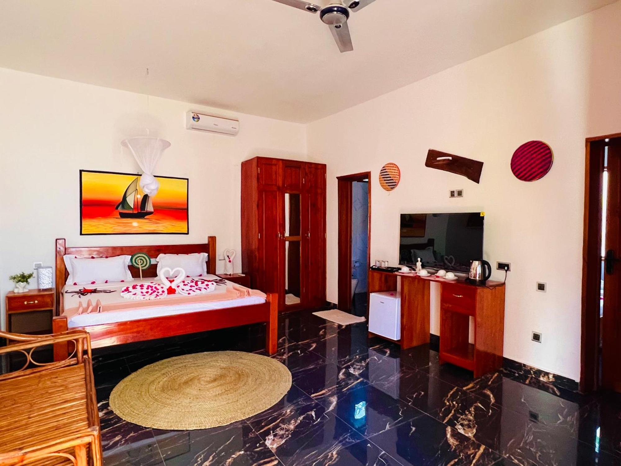 Tropical Nungwi Hotel Екстериор снимка