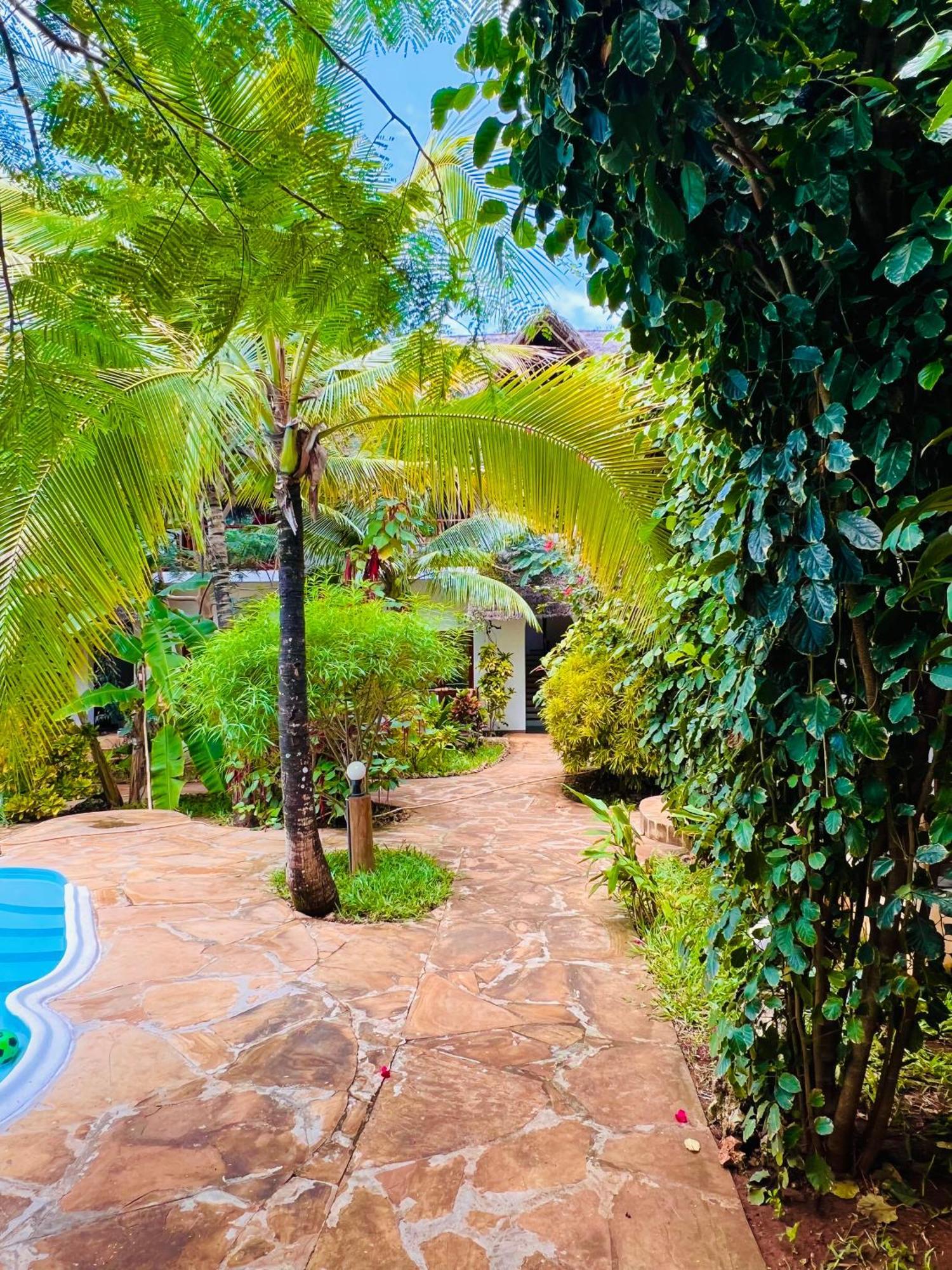 Tropical Nungwi Hotel Екстериор снимка