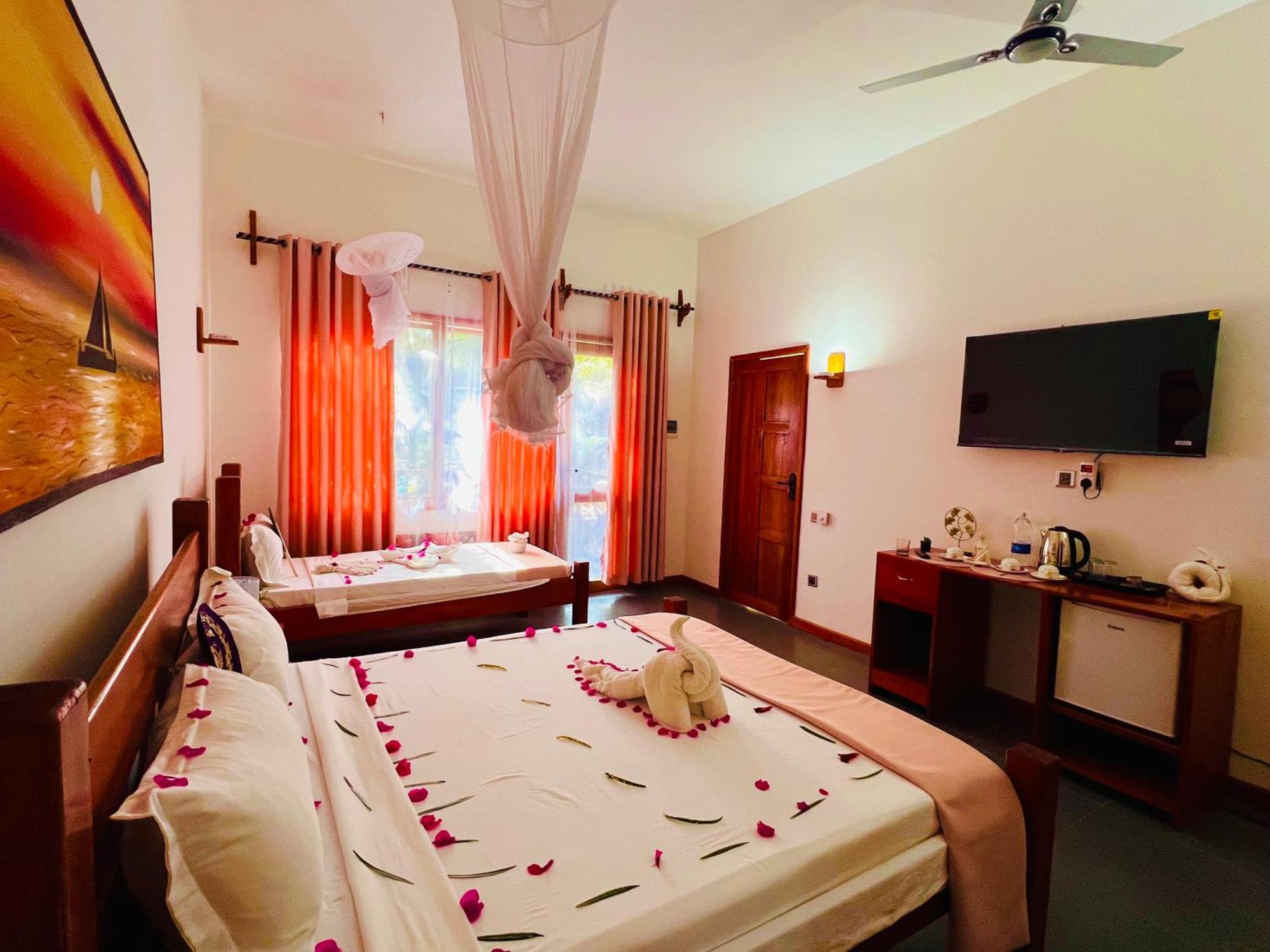 Tropical Nungwi Hotel Екстериор снимка
