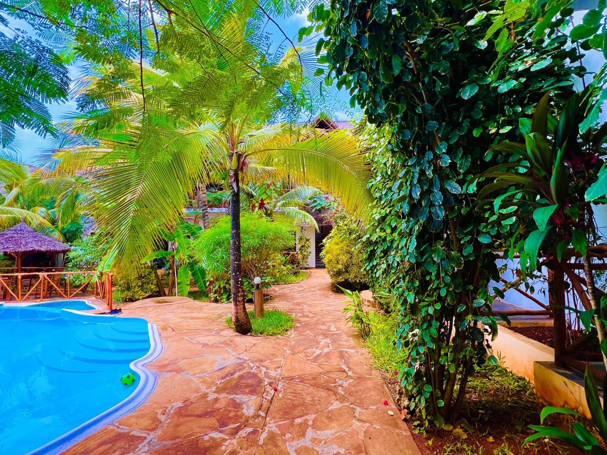 Tropical Nungwi Hotel Екстериор снимка