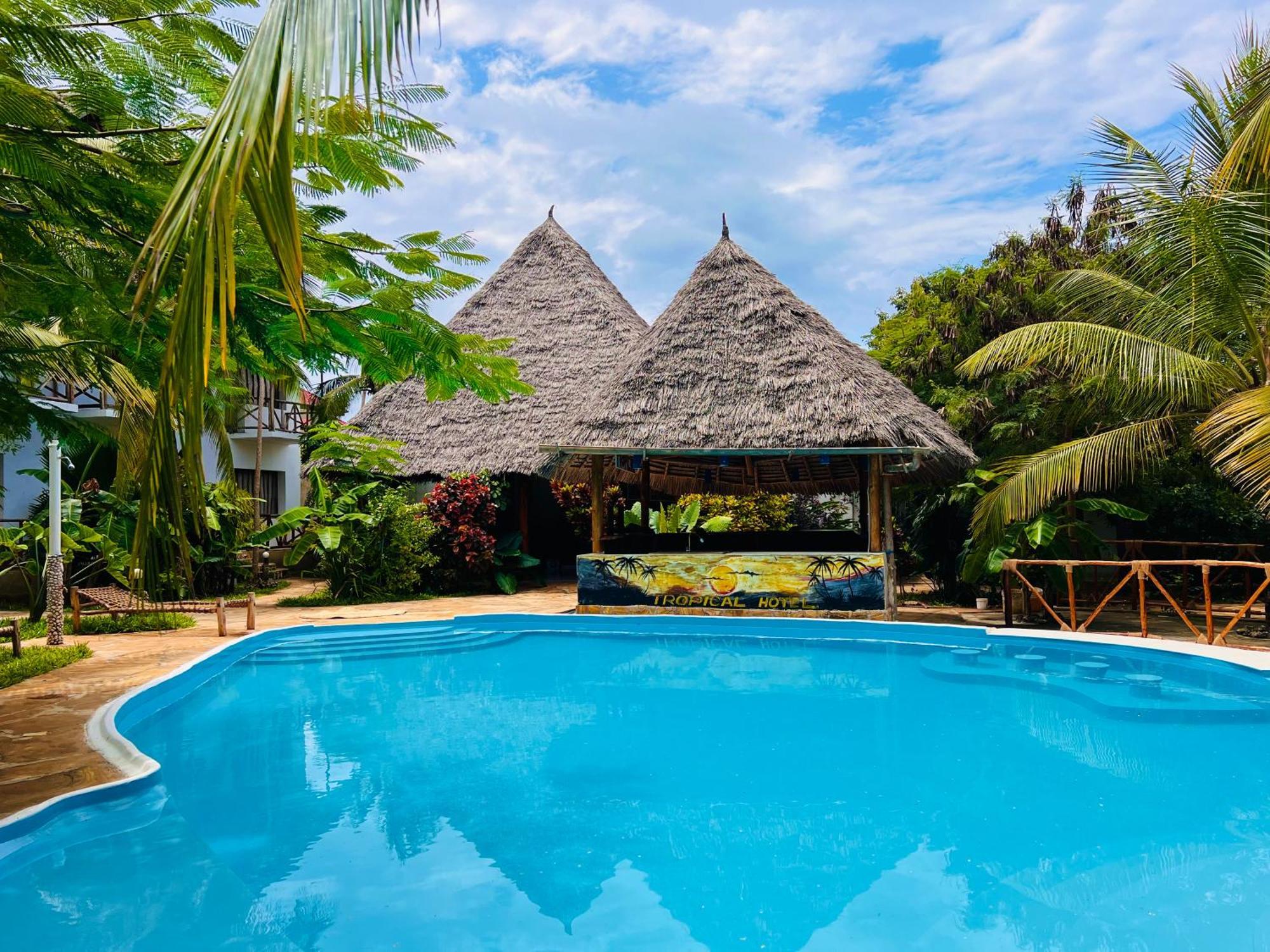 Tropical Nungwi Hotel Екстериор снимка
