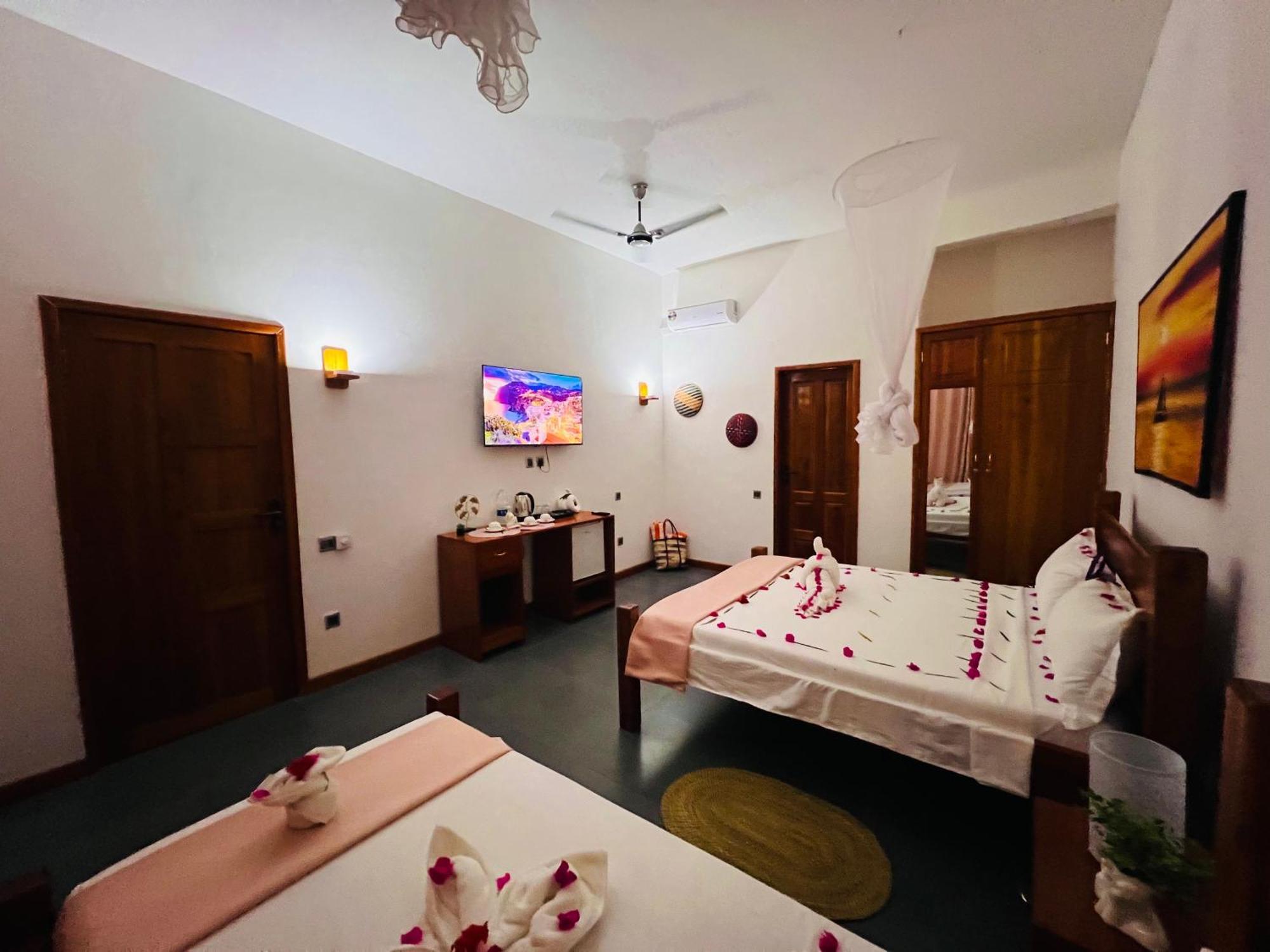 Tropical Nungwi Hotel Екстериор снимка