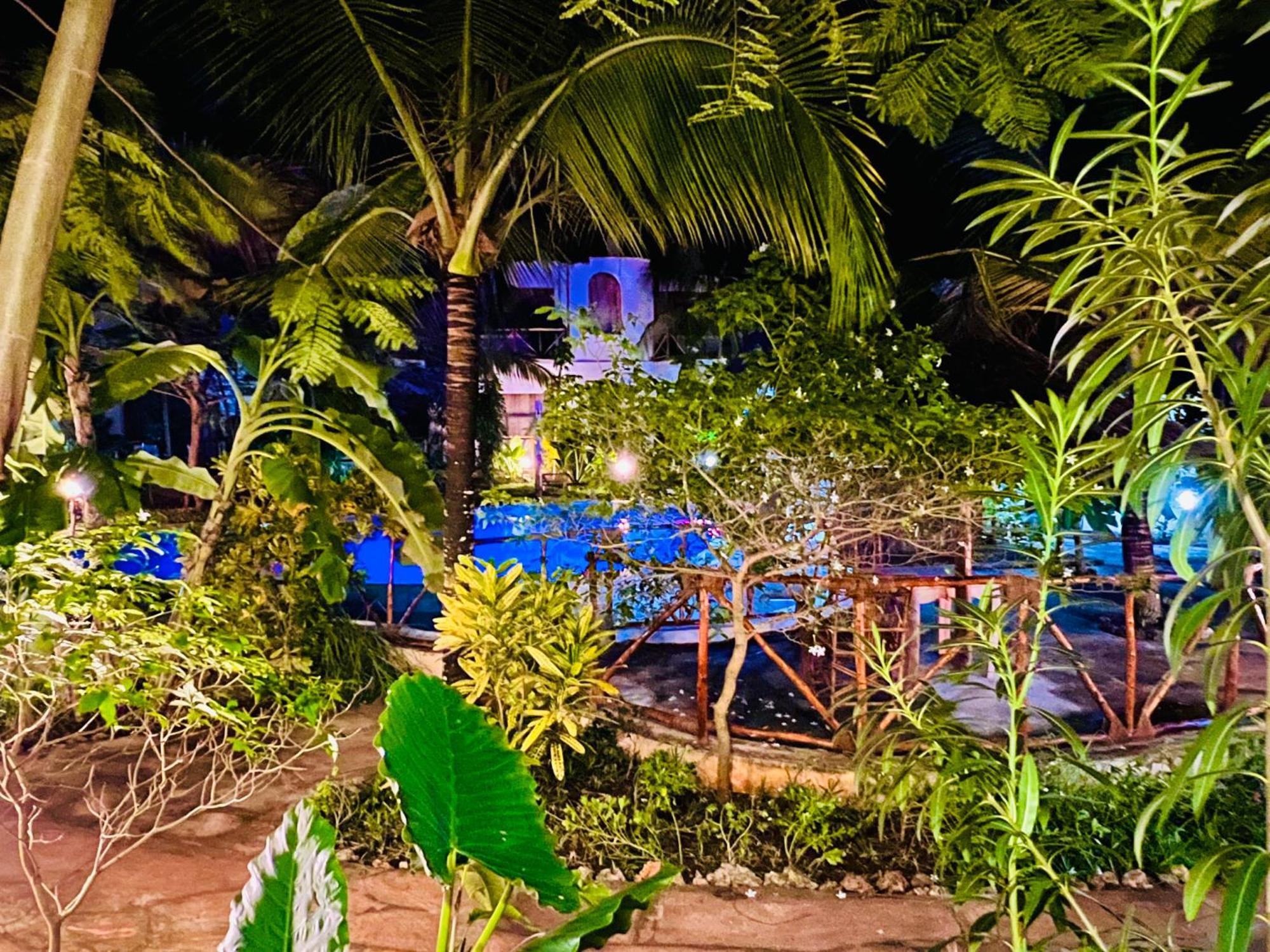 Tropical Nungwi Hotel Екстериор снимка