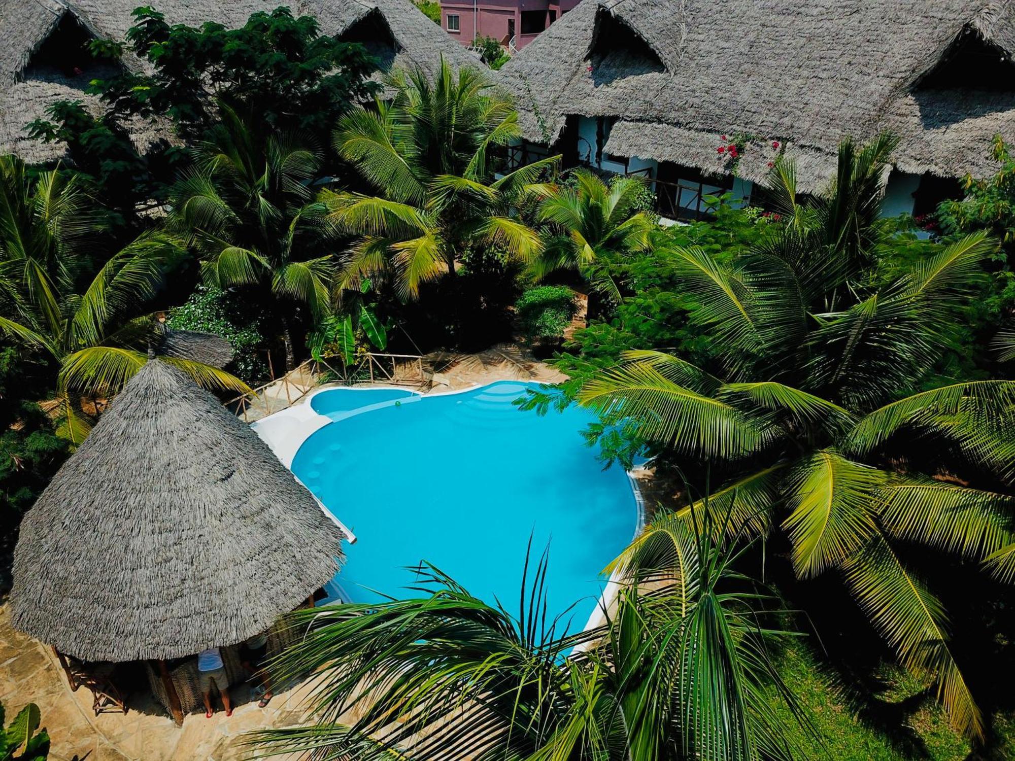 Tropical Nungwi Hotel Екстериор снимка