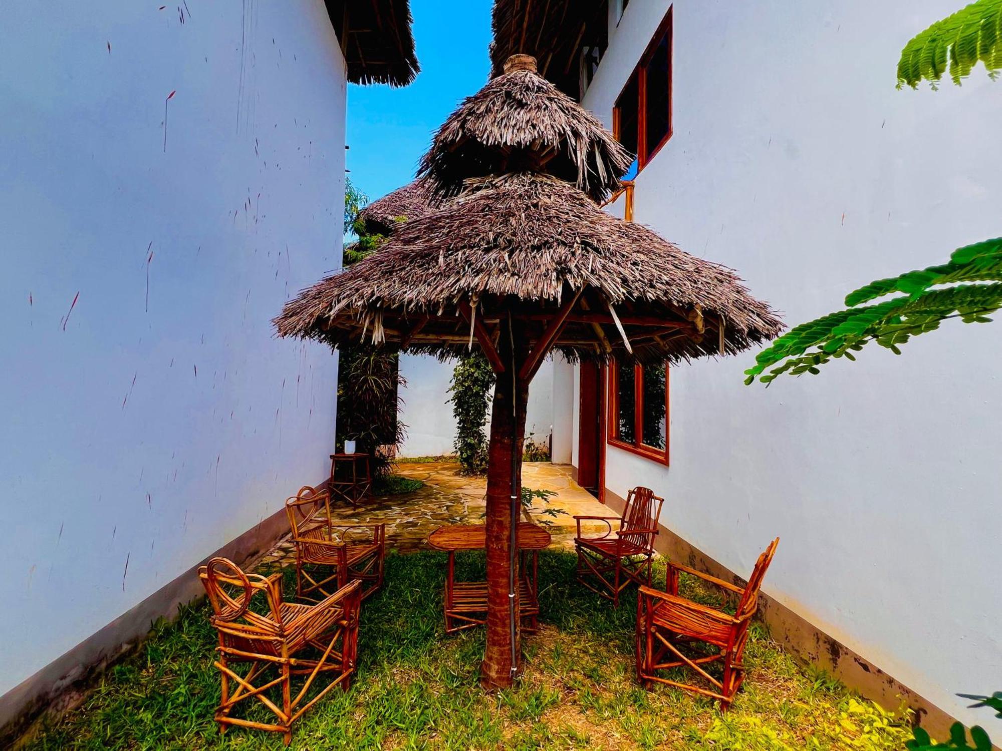 Tropical Nungwi Hotel Екстериор снимка