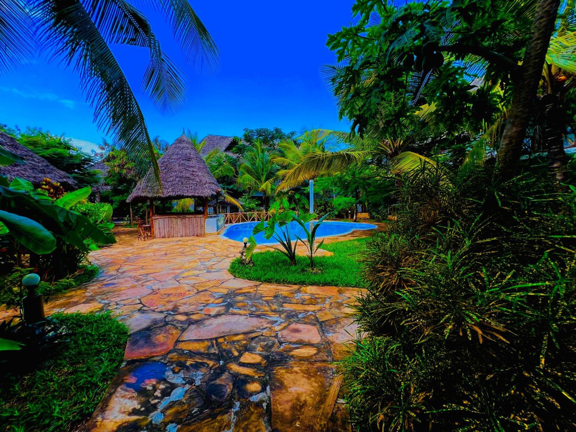 Tropical Nungwi Hotel Екстериор снимка