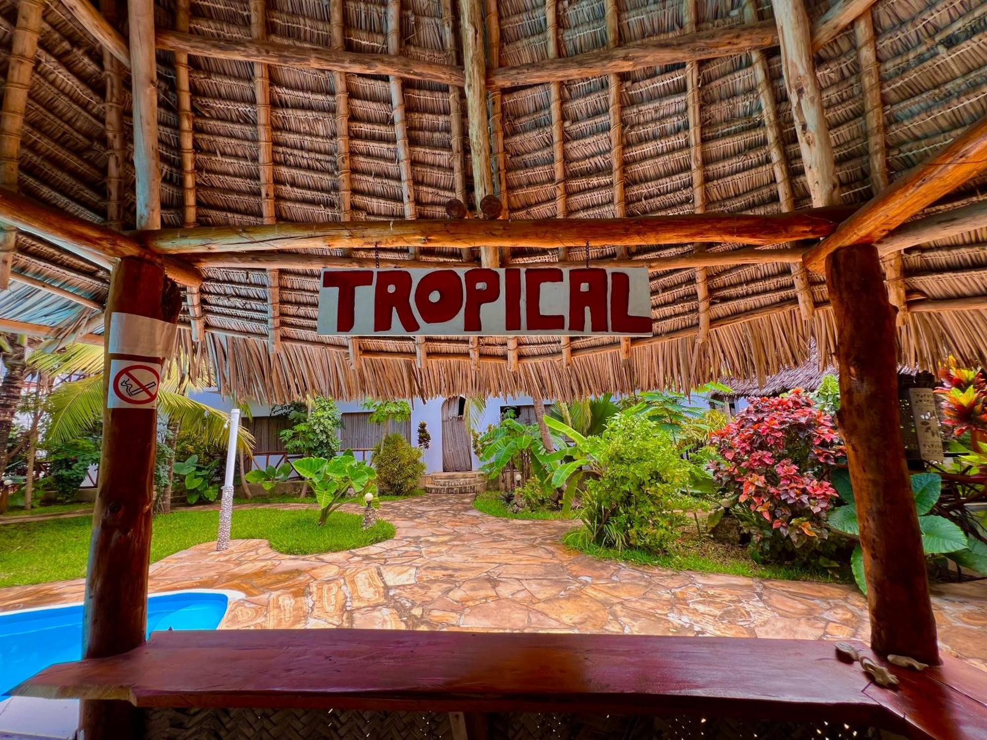 Tropical Nungwi Hotel Екстериор снимка